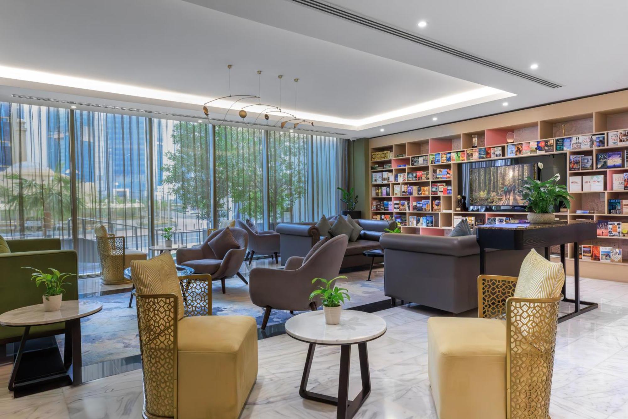 Somerset West Bay Доха Екстериор снимка Library