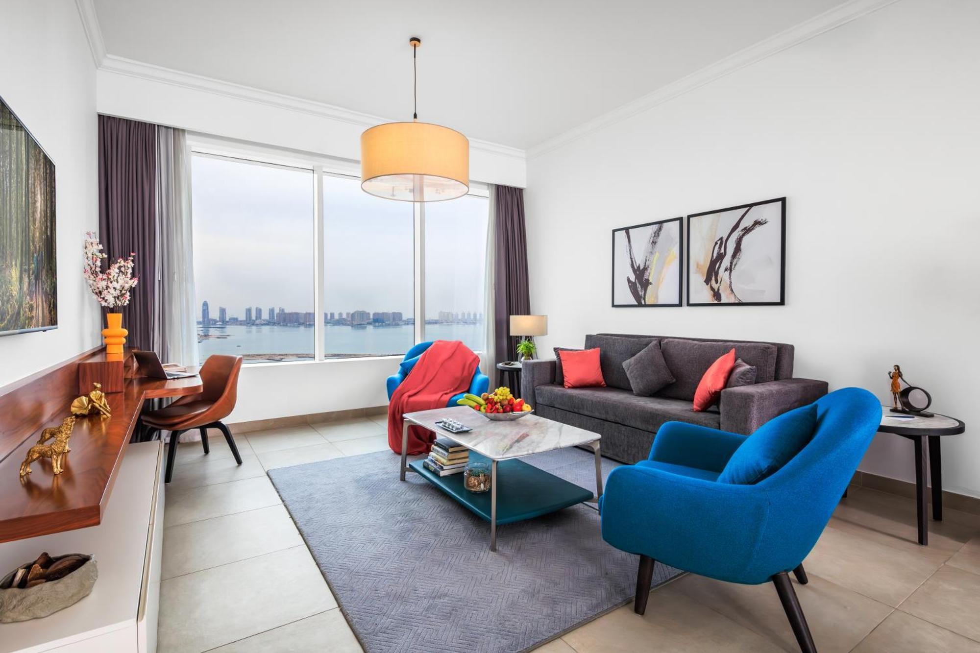 Somerset West Bay Доха Екстериор снимка Living room