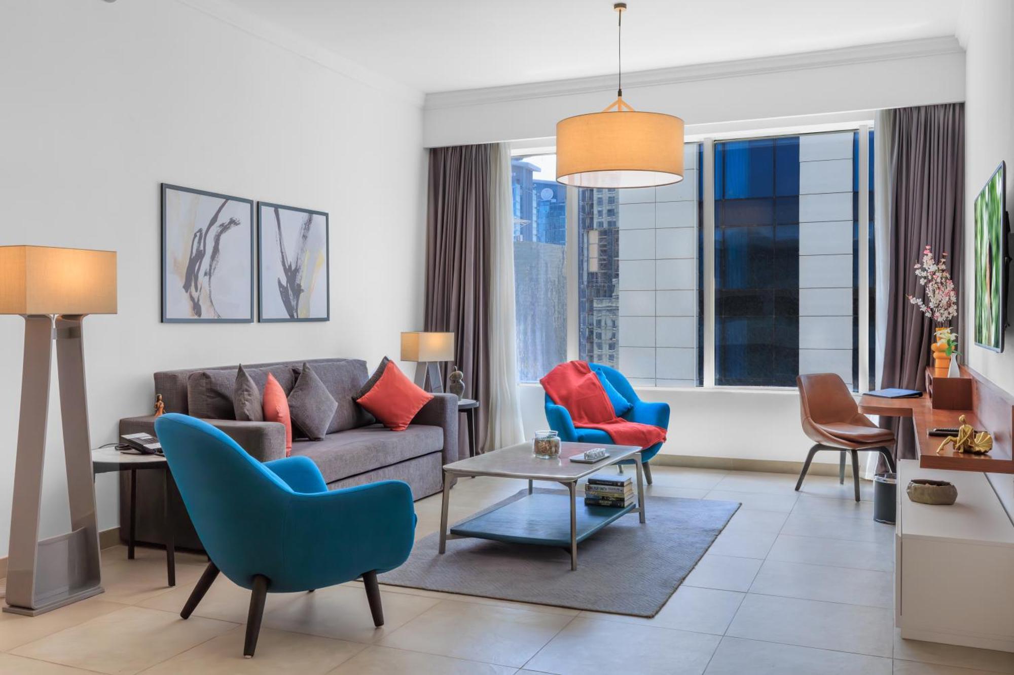 Somerset West Bay Доха Екстериор снимка Living room